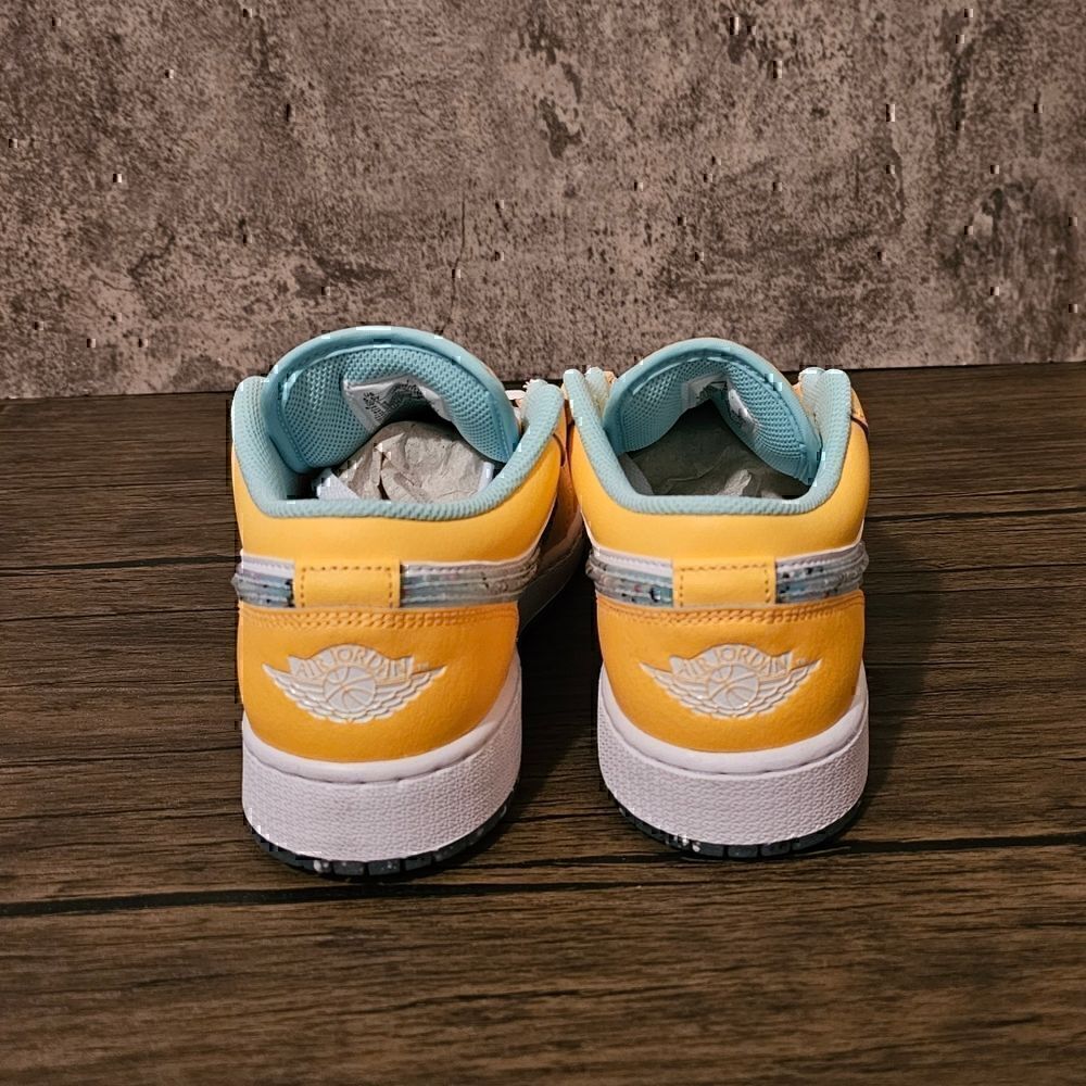 Jordan 1 low     - Picture 5 of 6